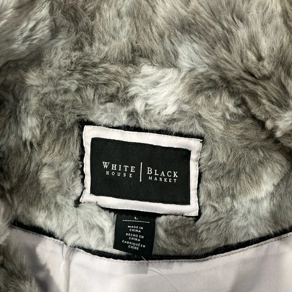 White House Black Market Faux Fur Vest - Picture 2 of 3
